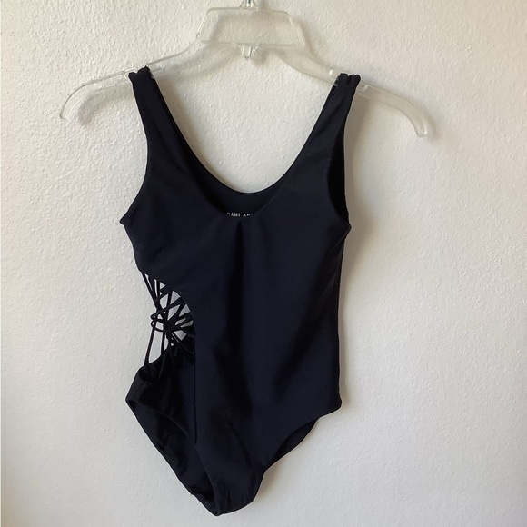 Cami & Jax Savannah One Piece Swimsuit - Picture 3 of 7